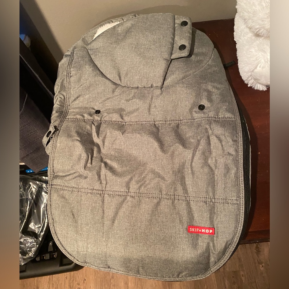 Carseat Cover (Cold Season)